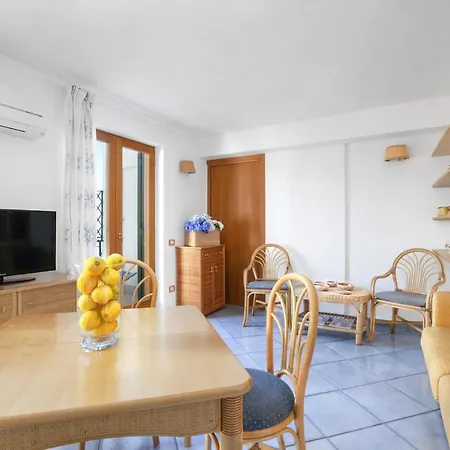 Amore - Residenza Rosalia Apartamento *